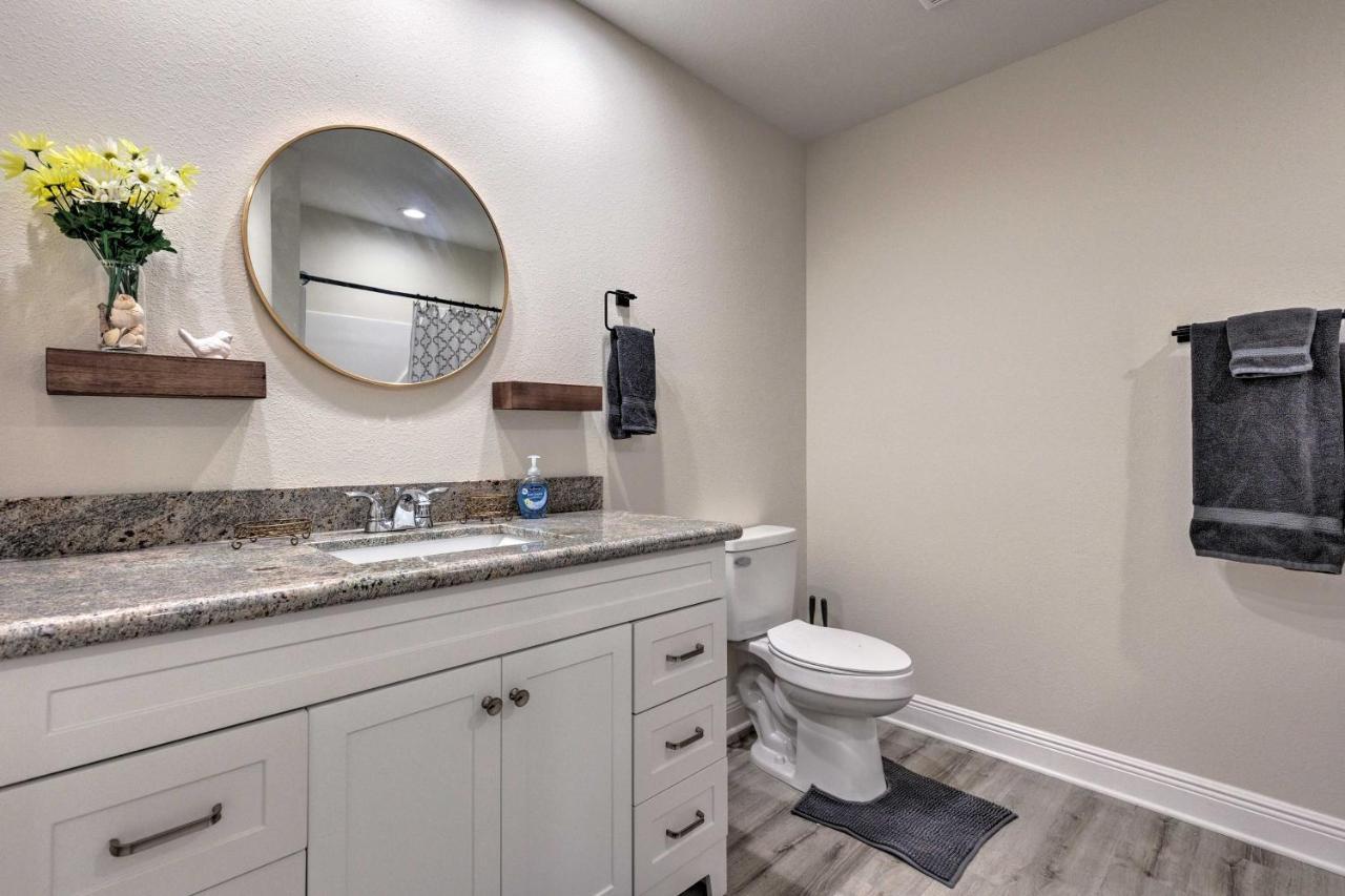 Spacious Gulfport Home With Yard 1 Mi To Beach Extérieur photo