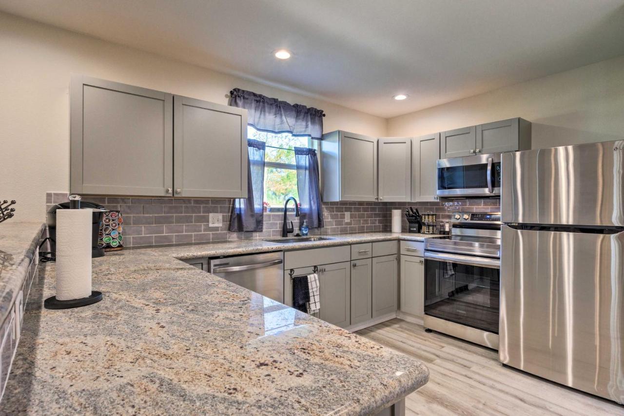 Spacious Gulfport Home With Yard 1 Mi To Beach Extérieur photo